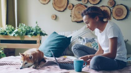 Working from home with a dog: gentle structure for a smoother day