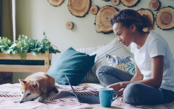 Working from home with a dog: gentle structure for a smoother day