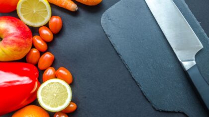 Human food for dogs: what is usually safe, what to limit and what to avoid