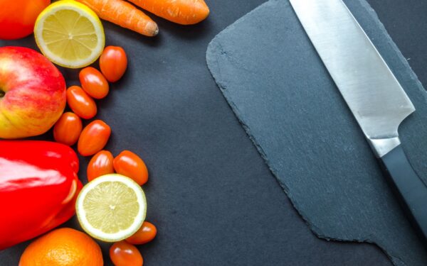 Human food for dogs: what is usually safe, what to limit and what to avoid